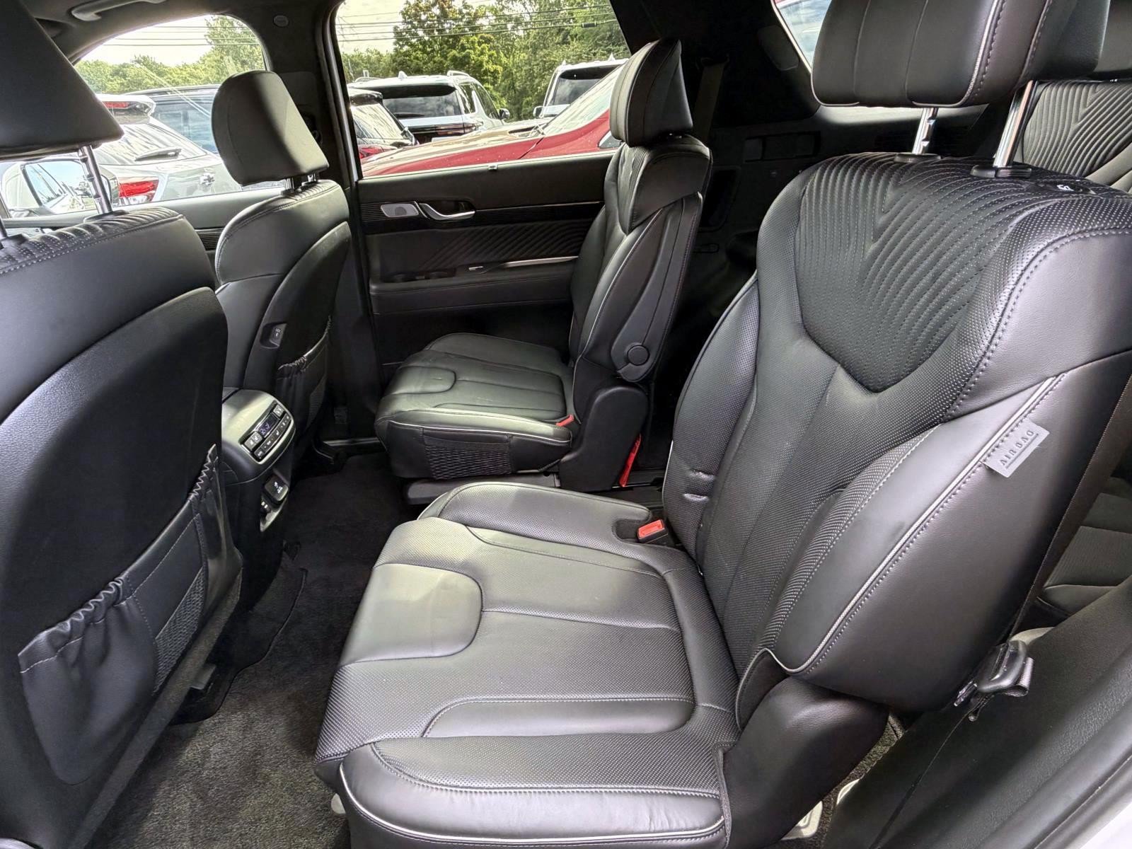 Used 2024 Hyundai Palisade Calligraphy AWD/4WD image 11