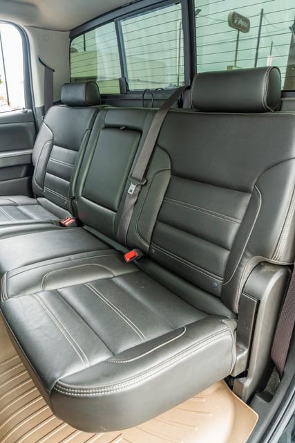 Used 2017 GMC Sierra 2500 Denali w/ Duramax Plus Package image 32