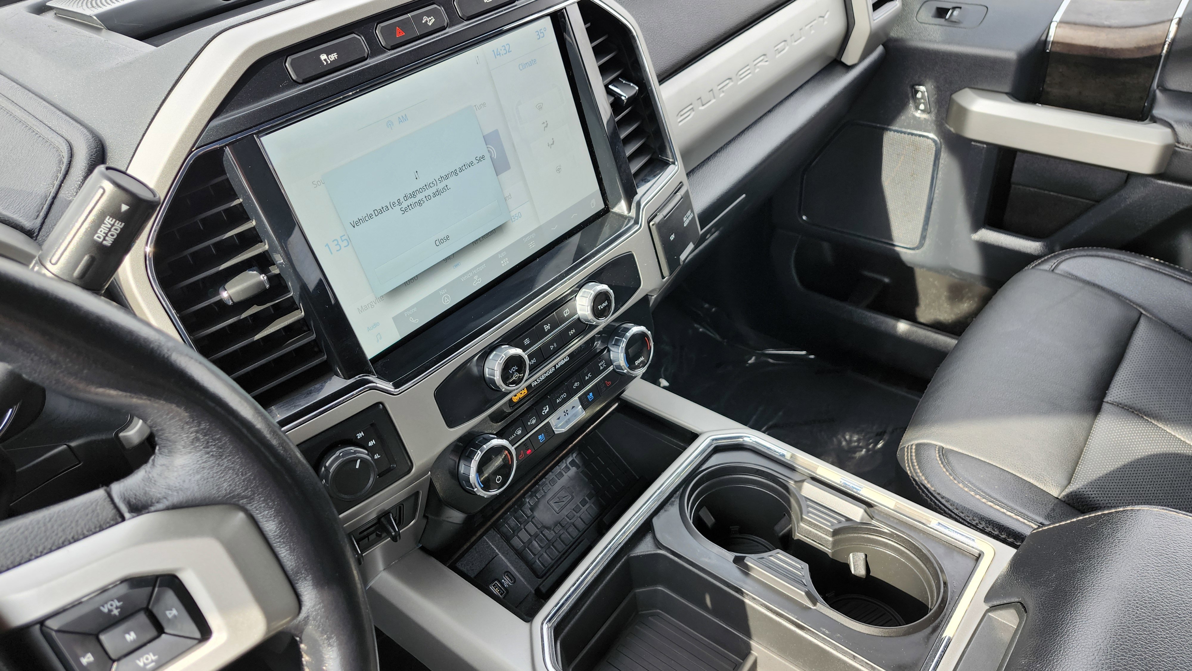 Used 2022 Ford F350 Lariat w/ Lariat Ultimate Package image 33