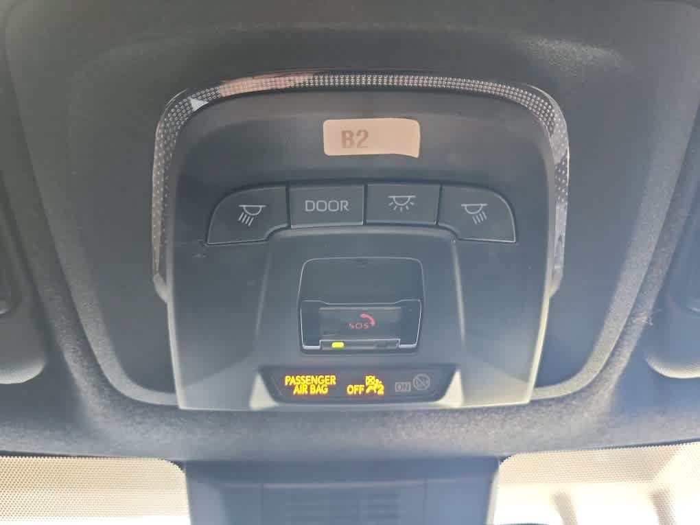 Used 2025 Toyota Corolla SE FWD image 24