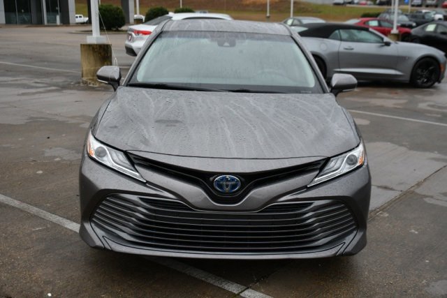 Used 2020 Toyota Camry XLE image 8