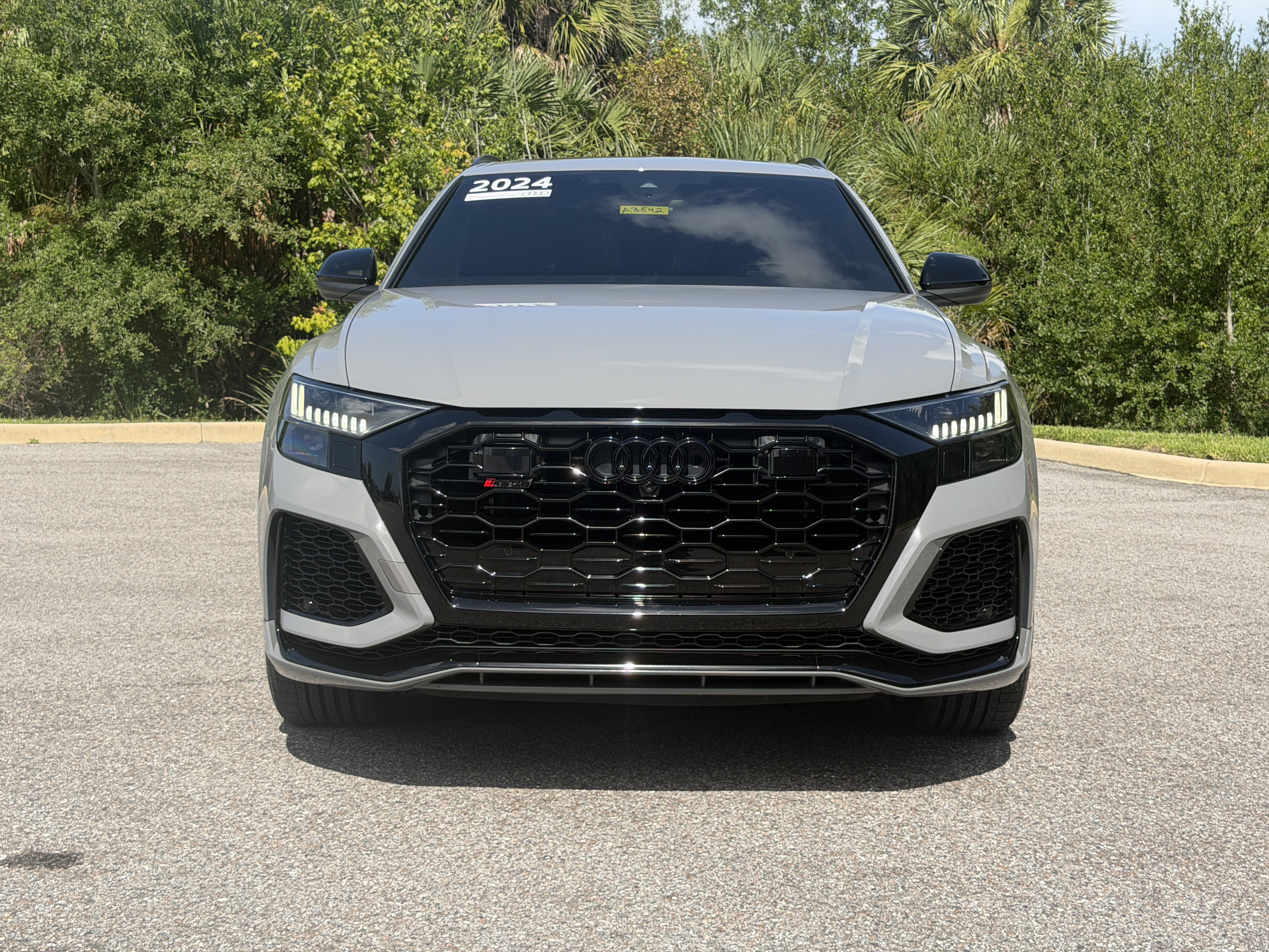 Certified 2024 Audi RS Q8 AWD/4WD image 2