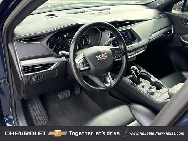 Used 2020 Cadillac XT4 Premium Luxury AWD/4WD image 7