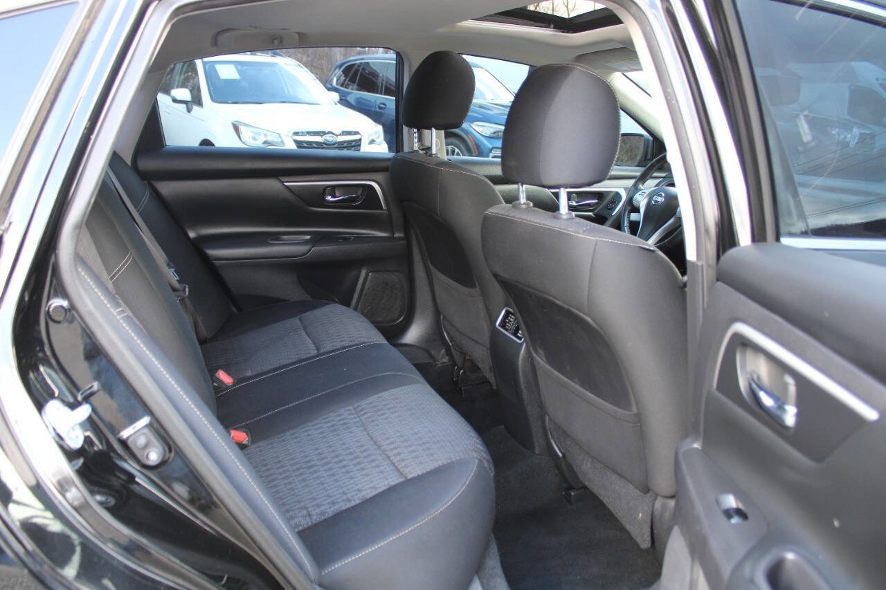 Used 2016 Nissan Altima 2.5 SV w/ Convenience Package image 27