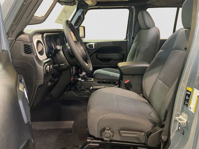 New 2025 Jeep Gladiator Willys image 10