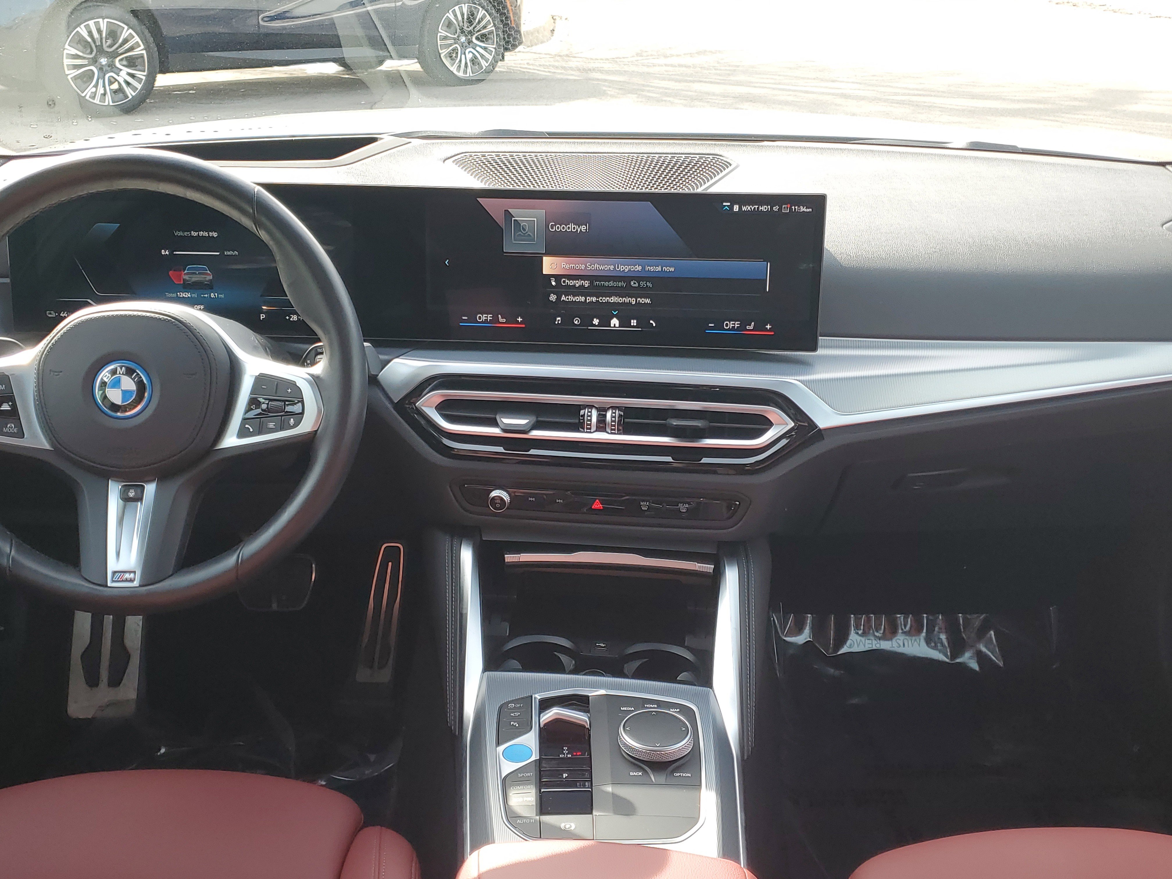 Used 2024 BMW i4 eDrive40 w/ M Sport Package image 22