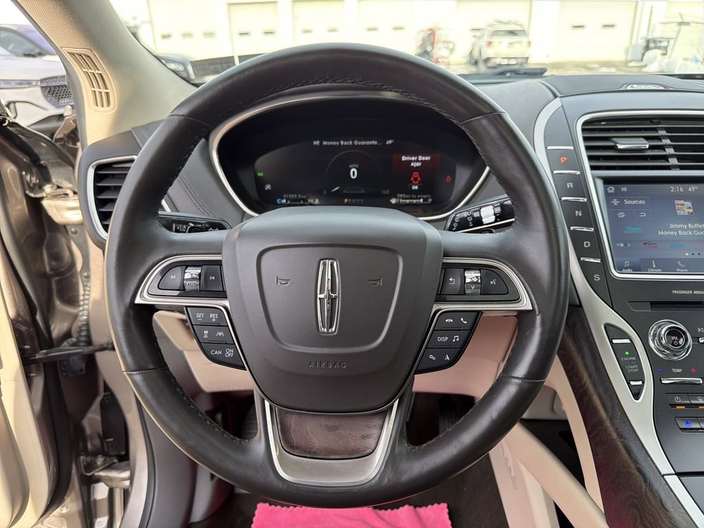 Used 2020 Lincoln Nautilus Reserve image 17