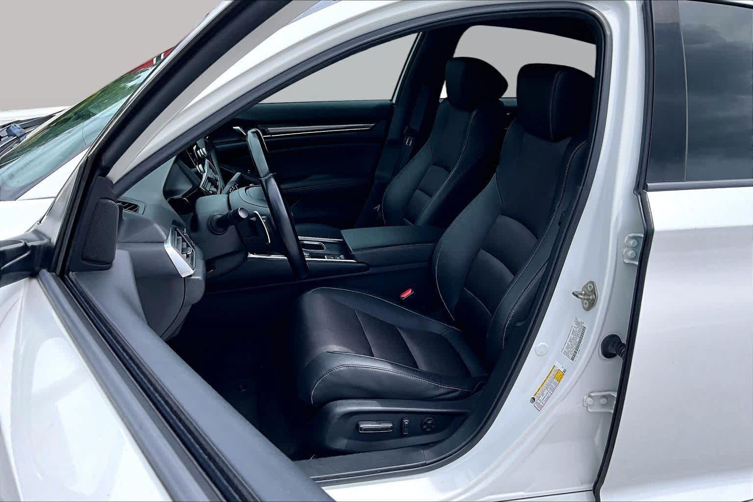 Used 2020 Honda Accord Sport image 8