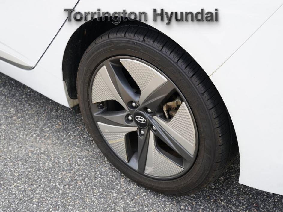 Used 2021 Hyundai Ioniq SEL image 12