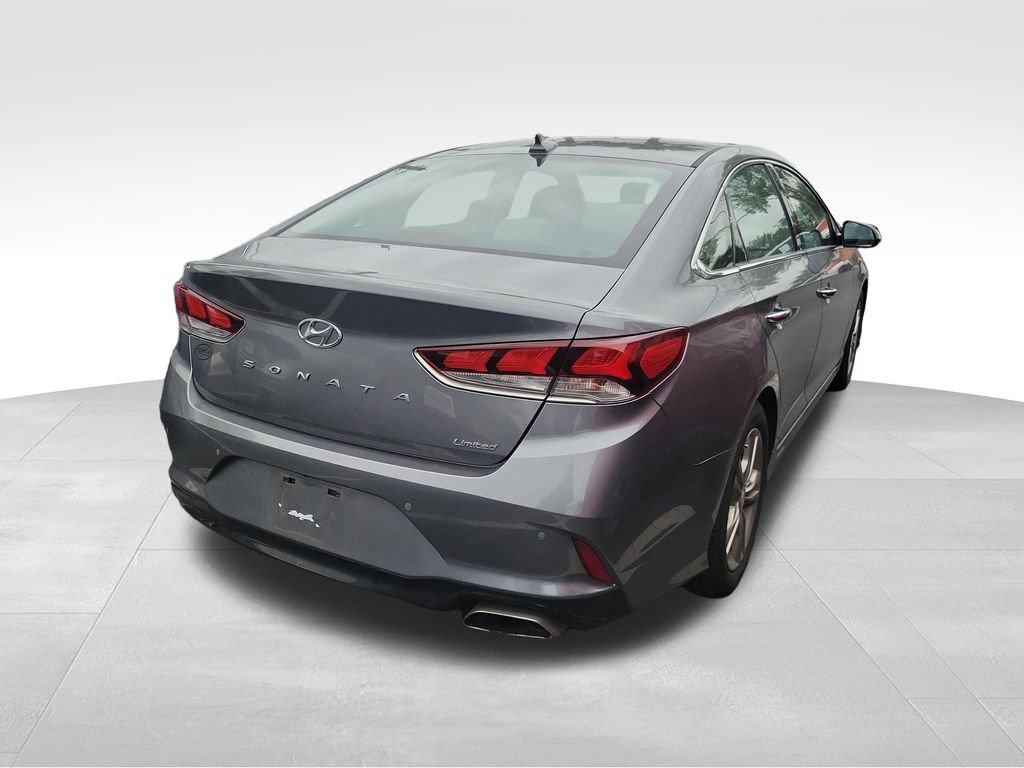 Used 2018 Hyundai Sonata Limited w/ Limited Ultimate Package 03 FWD image 13