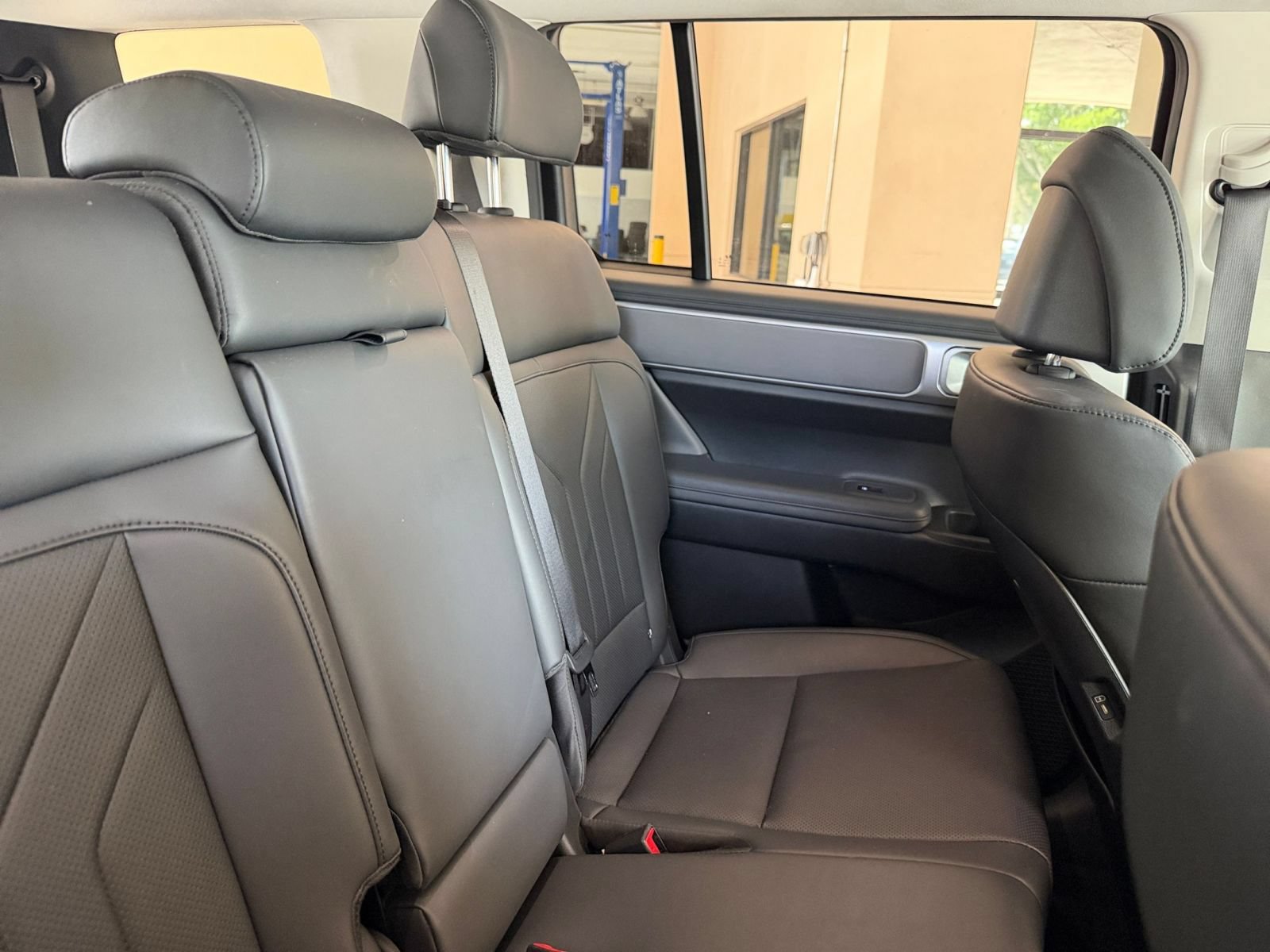 Used 2026 Hyundai Santa Fe SEL FWD image 34