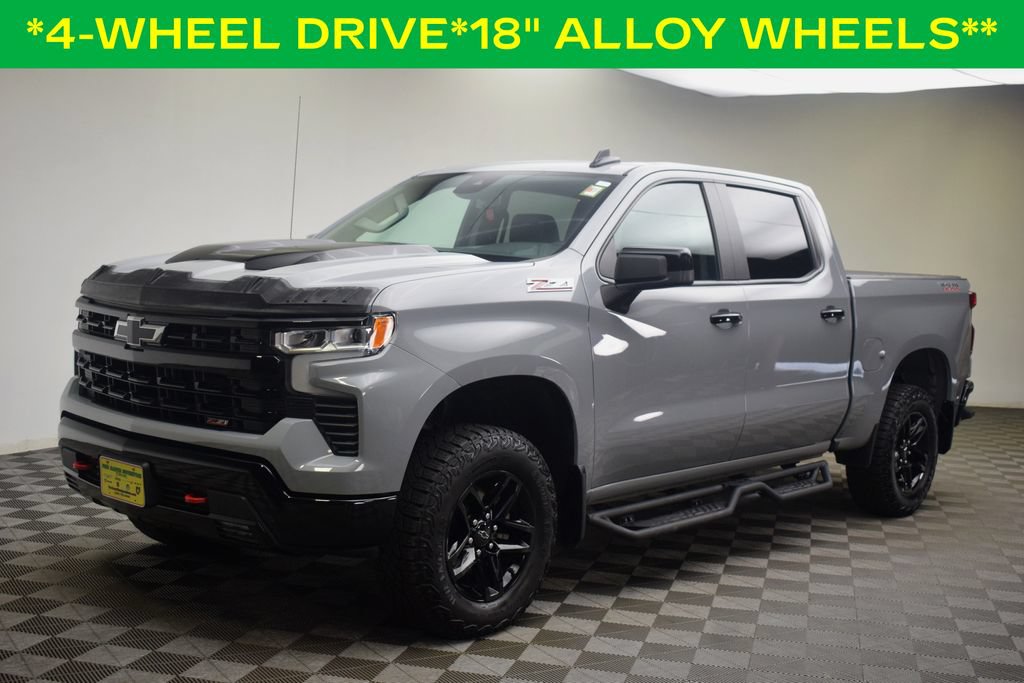 Used 2024 Chevrolet Silverado 1500 LT Trail Boss w/ Convenience Package II AWD/4WD image 3