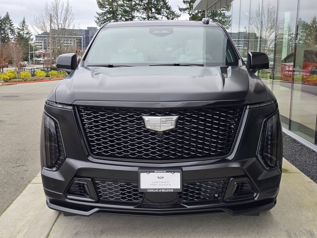 Used 2025 Cadillac Escalade V AWD/4WD image 8