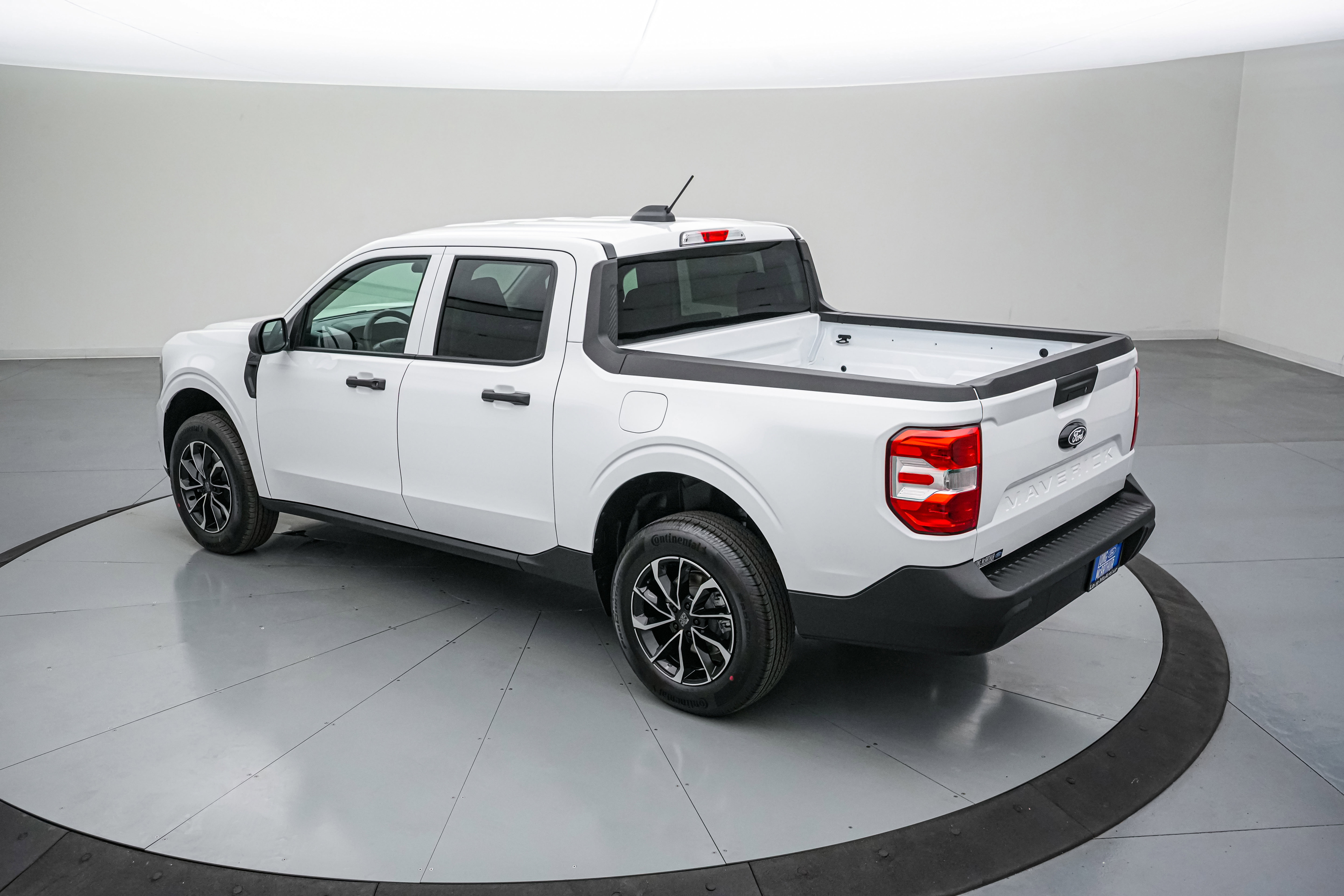 New 2026 Ford Maverick XL FWD image 8