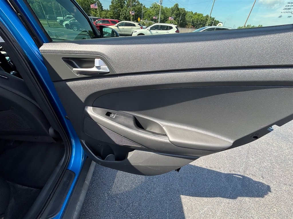 Used 2019 Hyundai Tucson SE w/ Cargo Package AWD/4WD image 24