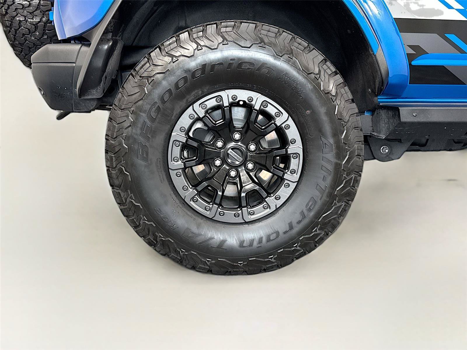 Used 2024 Ford Bronco Raptor w/ Interior Carbon Fiber Pack 6 AWD/4WD image 33