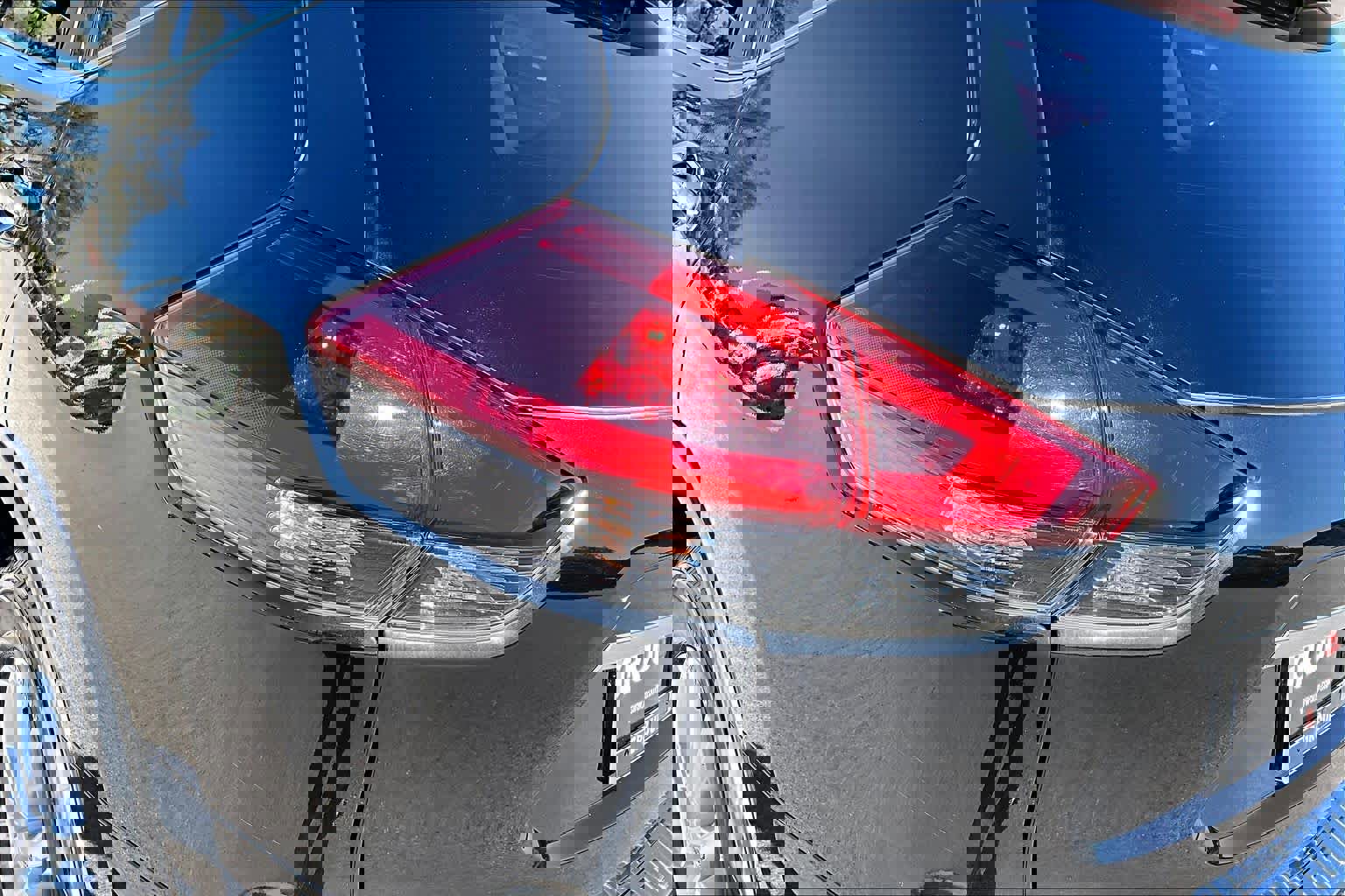 Used 2018 Nissan Rogue SV image 29