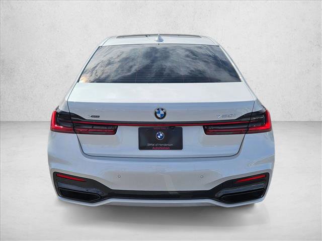 Used 2022 BMW 750i xDrive w/ Autobahn Package image 6