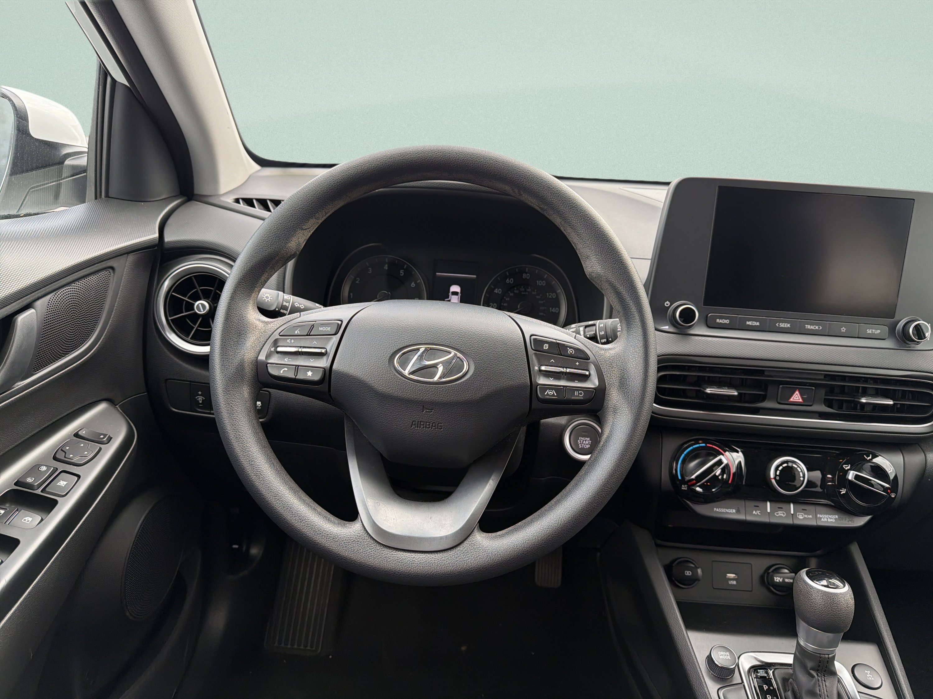 Used 2023 Hyundai Kona SEL AWD/4WD image 20