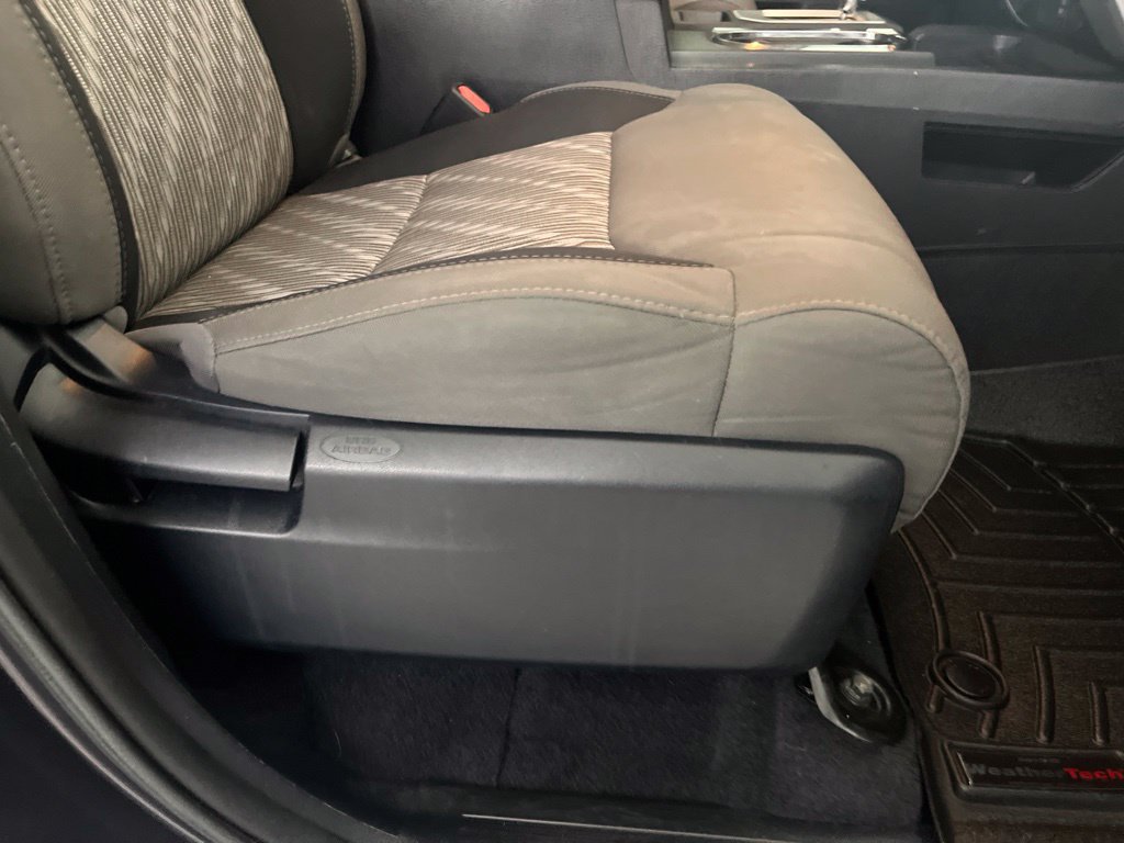 Used 2018 Toyota Tundra SR5 w/ SR5 Upgrade Package AWD/4WD image 66