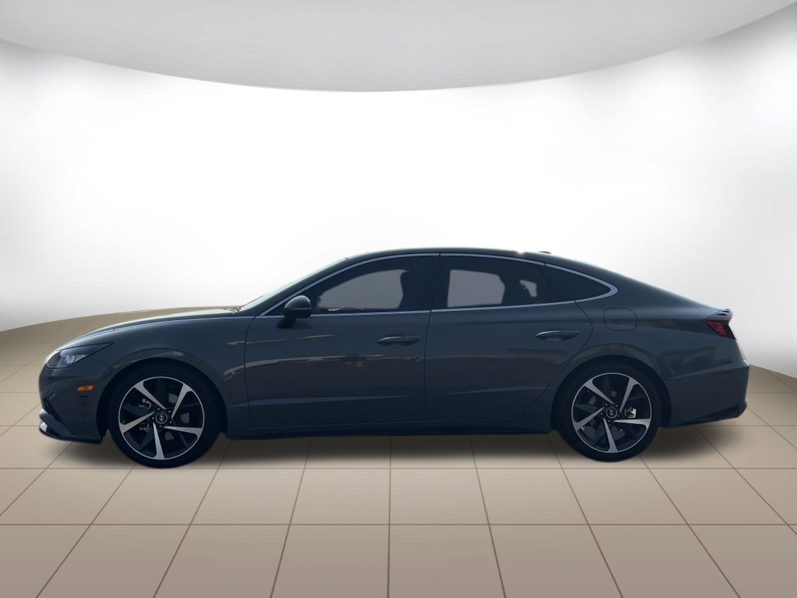 Used 2021 Hyundai Sonata SEL Plus w/ Tech Package FWD image 4