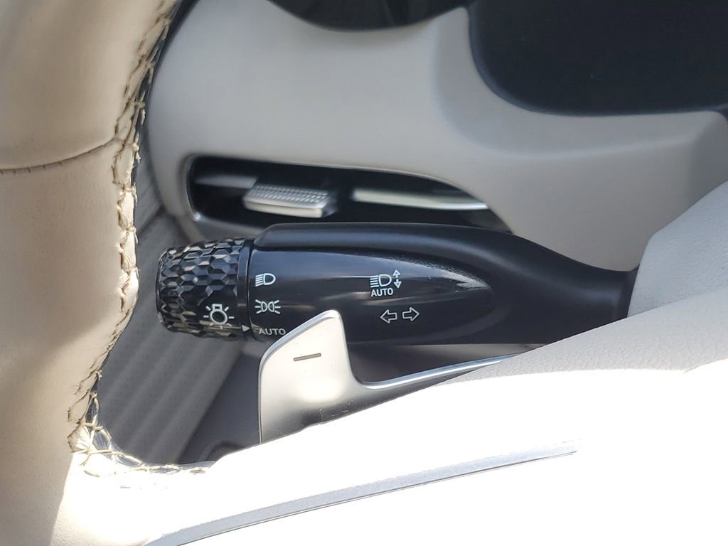 Used 2024 Hyundai Palisade Calligraphy image 17