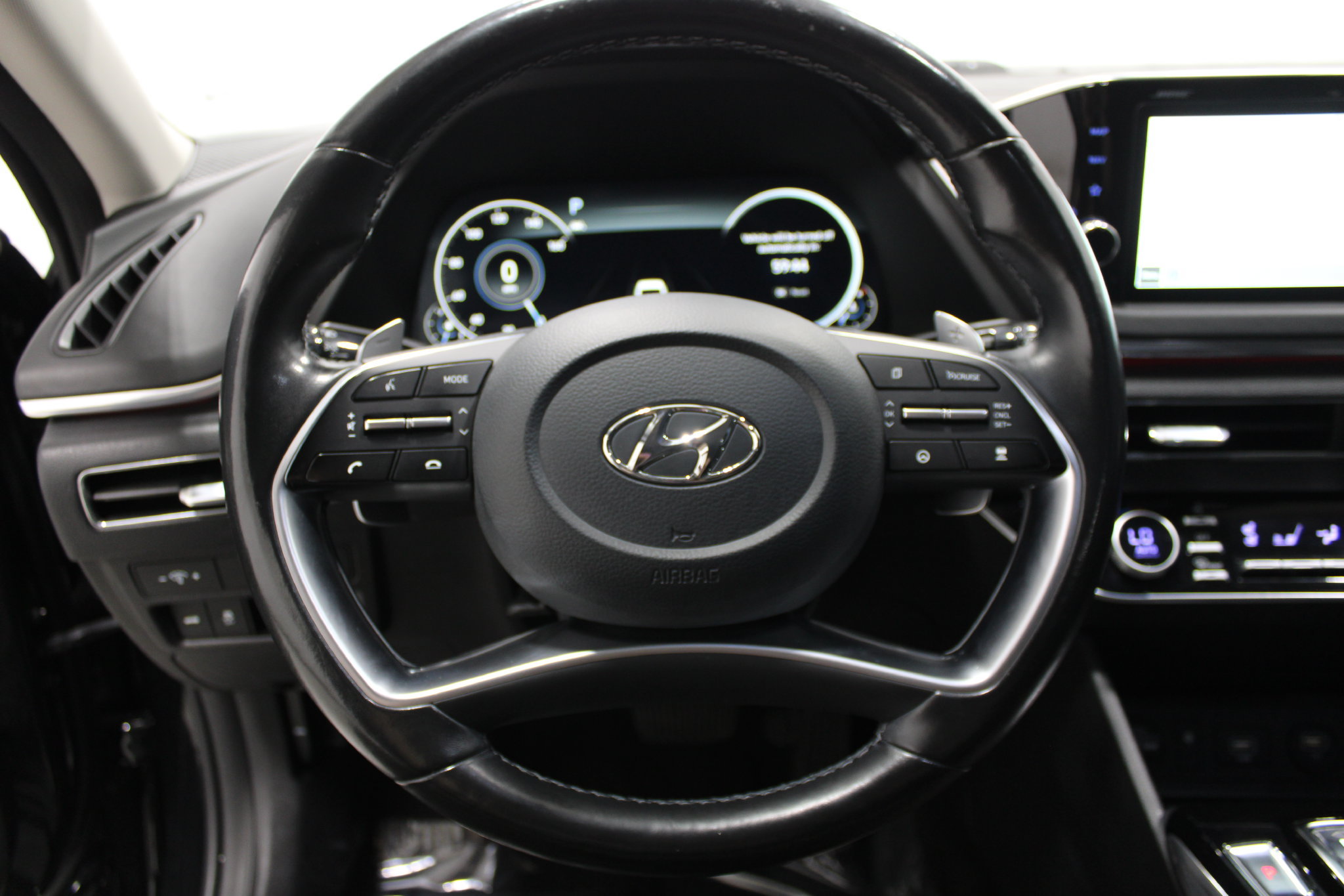 Used 2022 Hyundai Sonata Limited FWD image 29