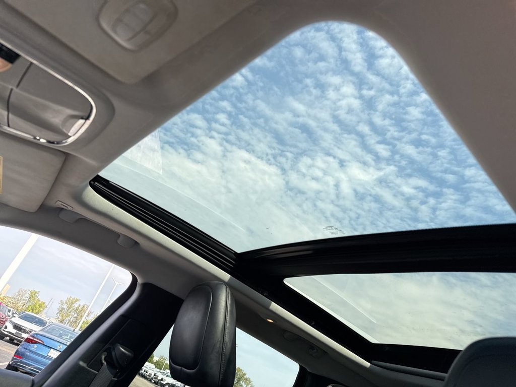 Used 2019 Jeep Cherokee Limited AWD/4WD image 22