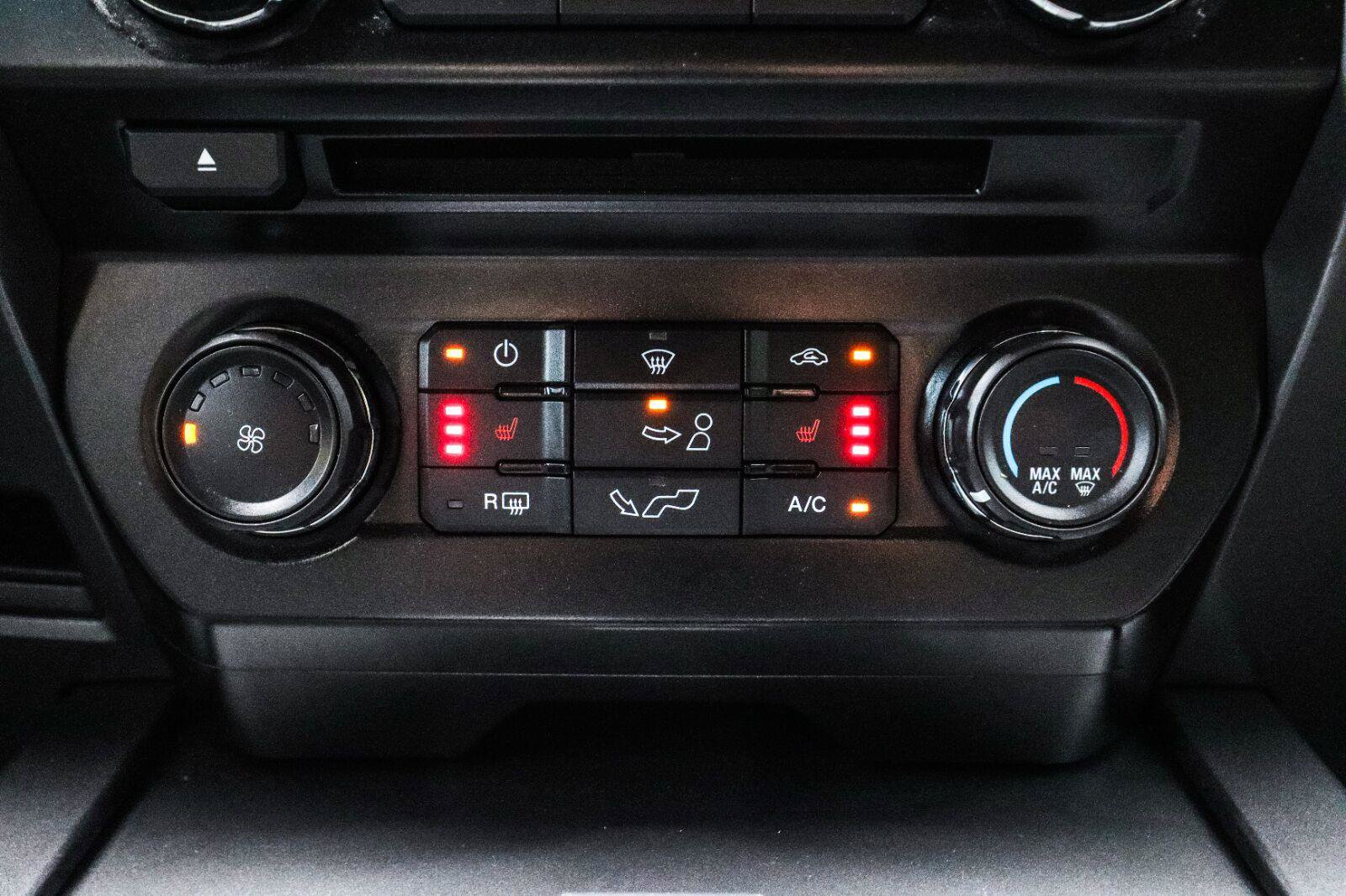 Used 2015 Ford F150 XLT w/ Equipment Group 302A Luxury RWD image 9