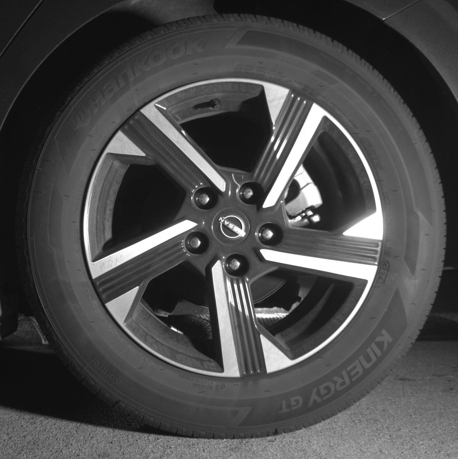 Used 2025 Nissan Sentra SV FWD image 17