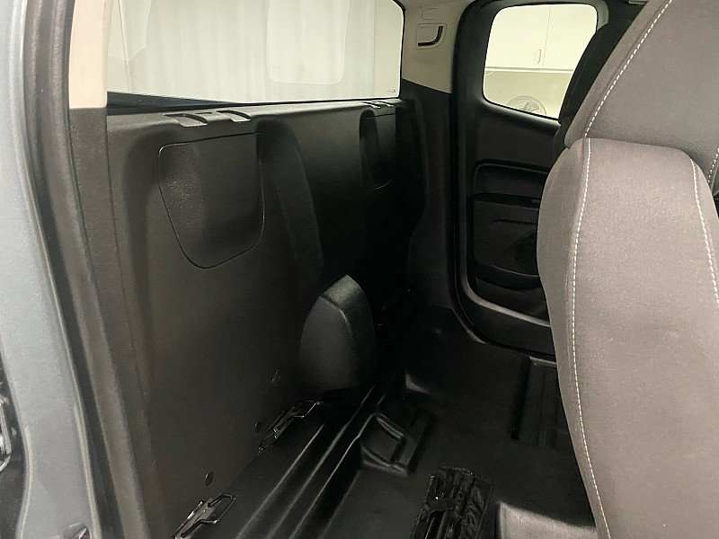 Used 2022 Chevrolet Colorado LT w/ Fleet Safety Package image 15