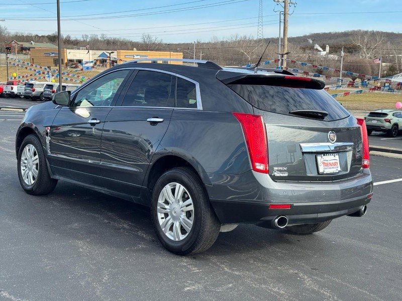 Used 2010 Cadillac SRX Luxury image 6