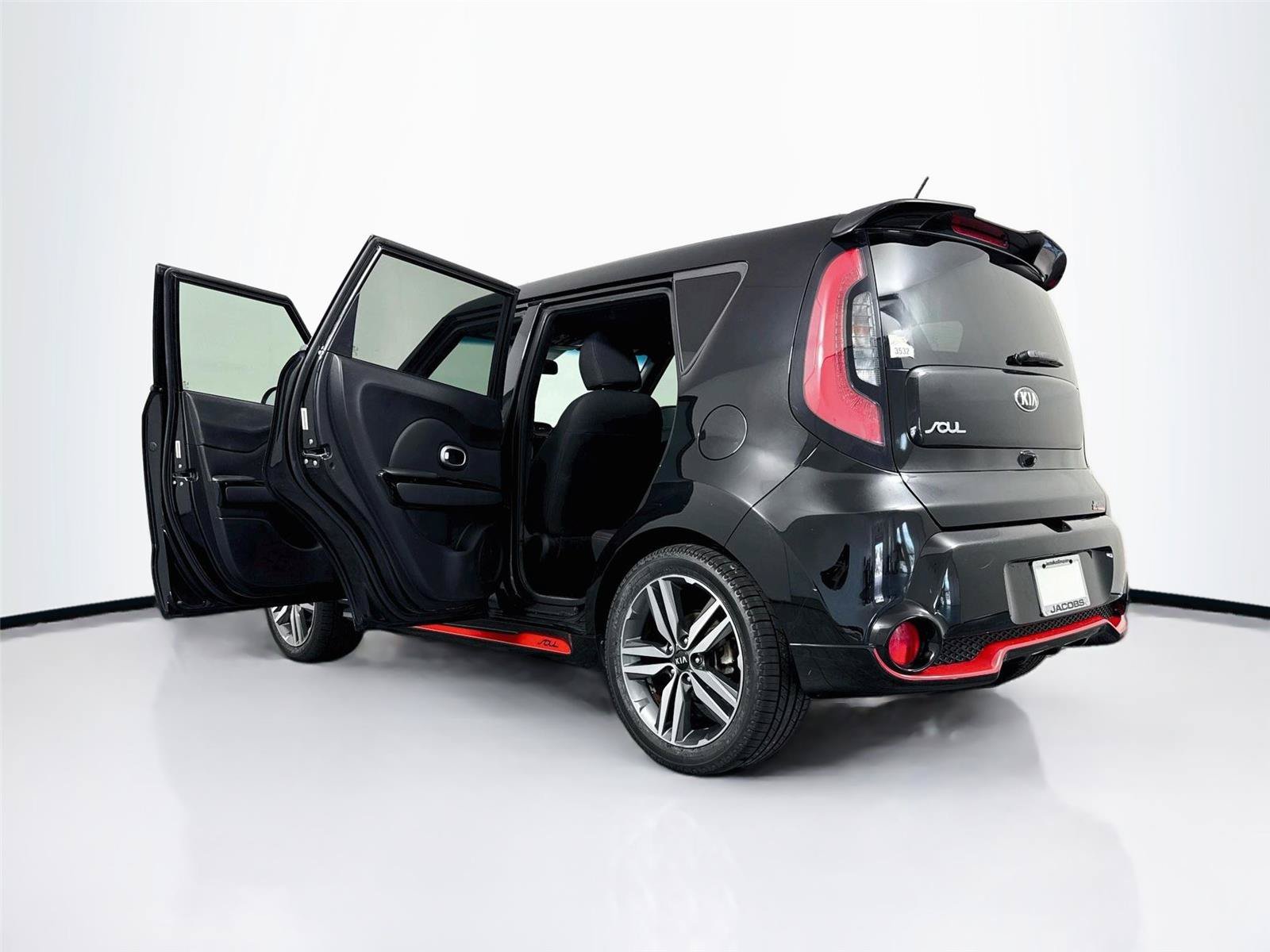 Used 2015 Kia Soul + FWD image 20