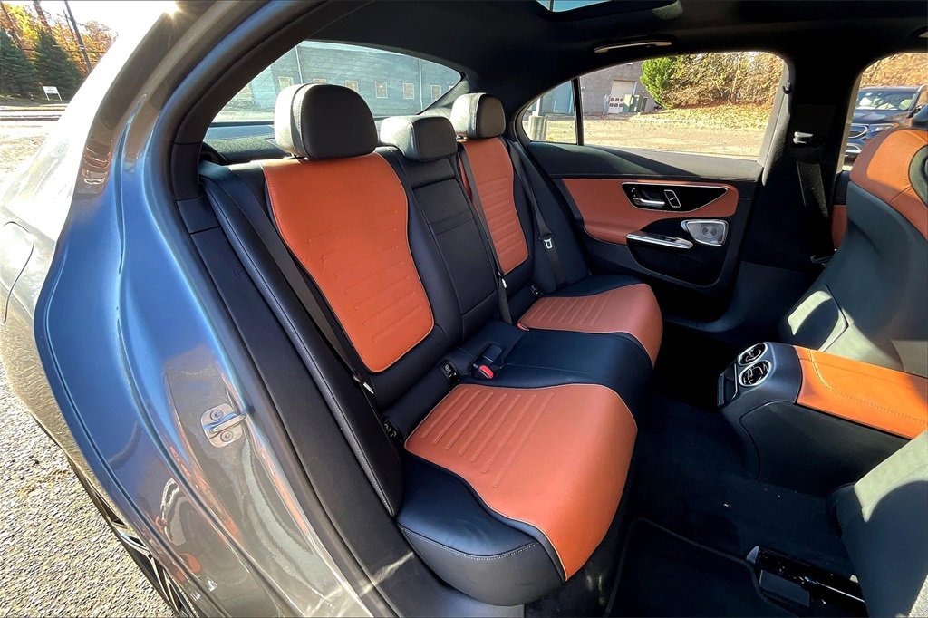 Used 2024 Mercedes-Benz C 300 4MATIC Sedan image 28