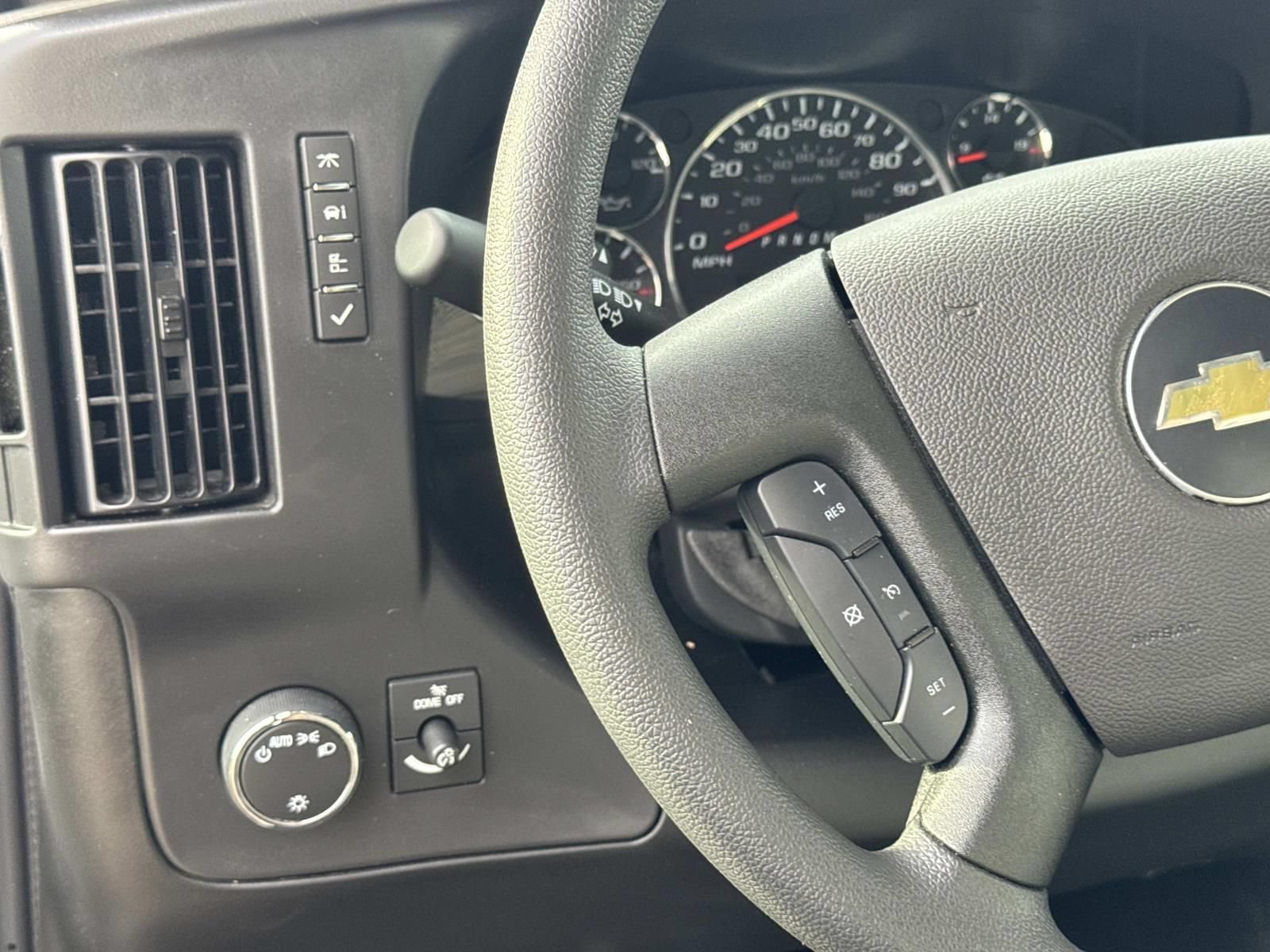 New 2026 Chevrolet Express 3500 w/ Power Convenience Package RWD image 21