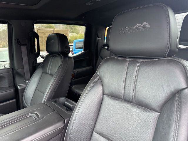 Used 2021 Chevrolet Silverado 1500 High Country w/ Technology Package image 17