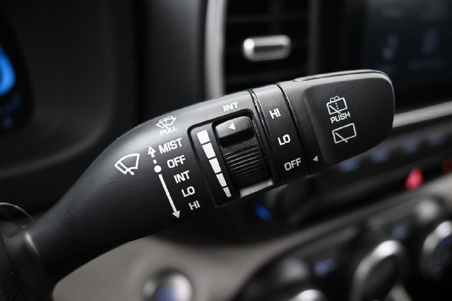 New 2026 Hyundai Venue SEL FWD image 30