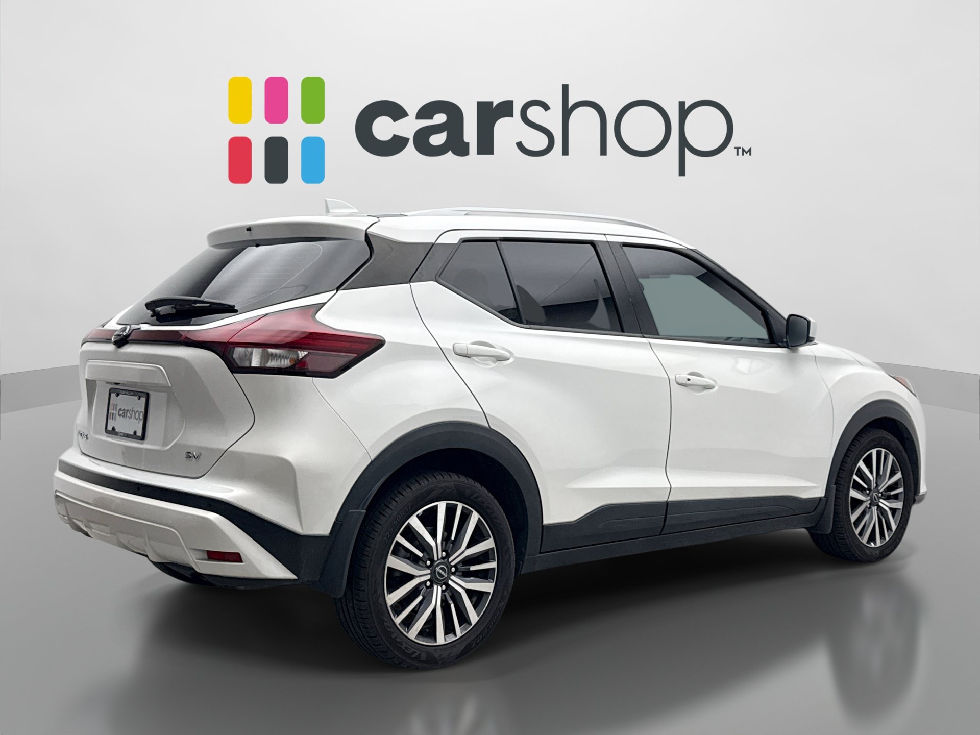 Used 2023 Nissan Kicks SV FWD image 5