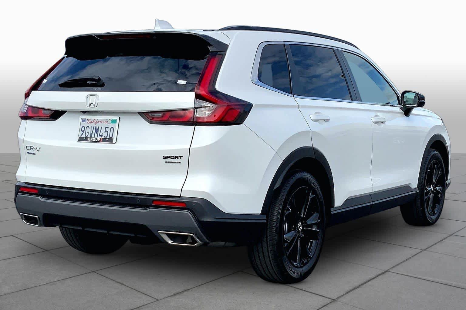 Used 2024 Honda CR-V Sport Touring image 12