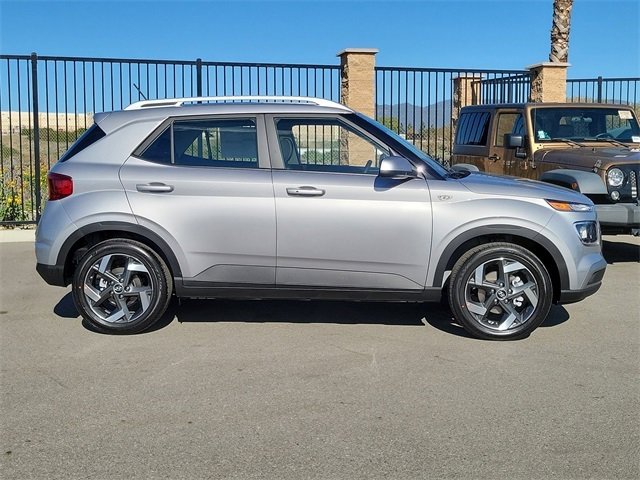 New 2026 Hyundai Venue SEL image 25