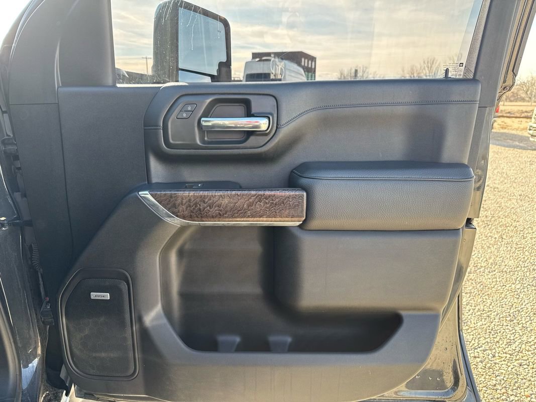 Used 2021 GMC Sierra 3500 Denali w/ Denali Ultimate Package image 13