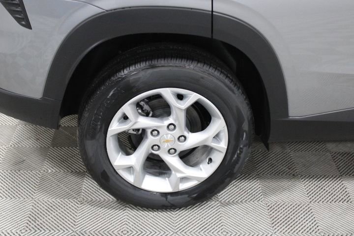 New 2026 Chevrolet Trax LS w/ LS Convenience Package image 40