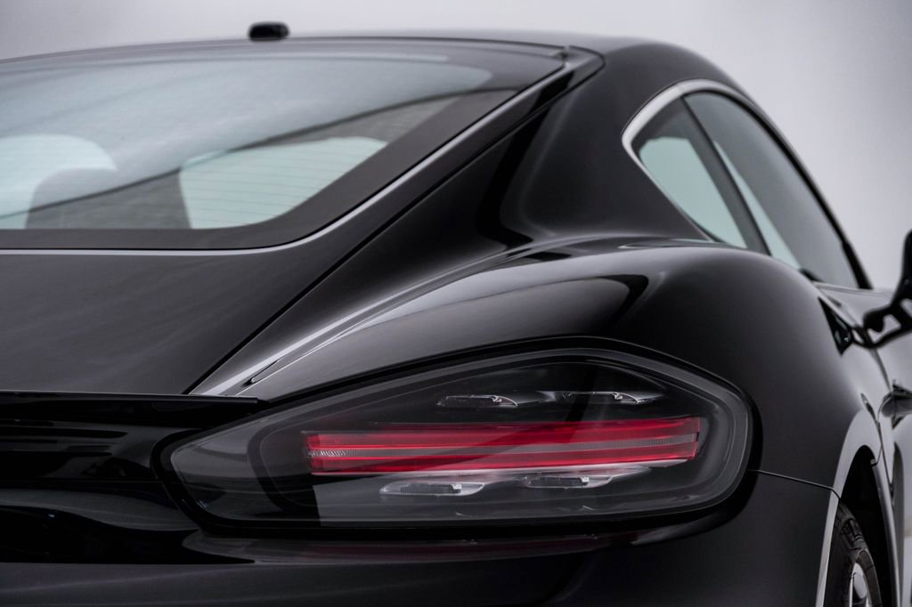 Certified 2022 Porsche 718 Cayman S image 13