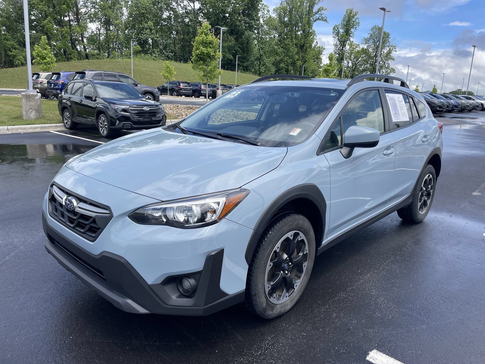 Used 2023 Subaru Crosstrek 2.0i Premium AWD/4WD image 3