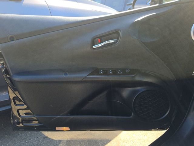 Used 2016 Toyota Prius Three Touring FWD image 17