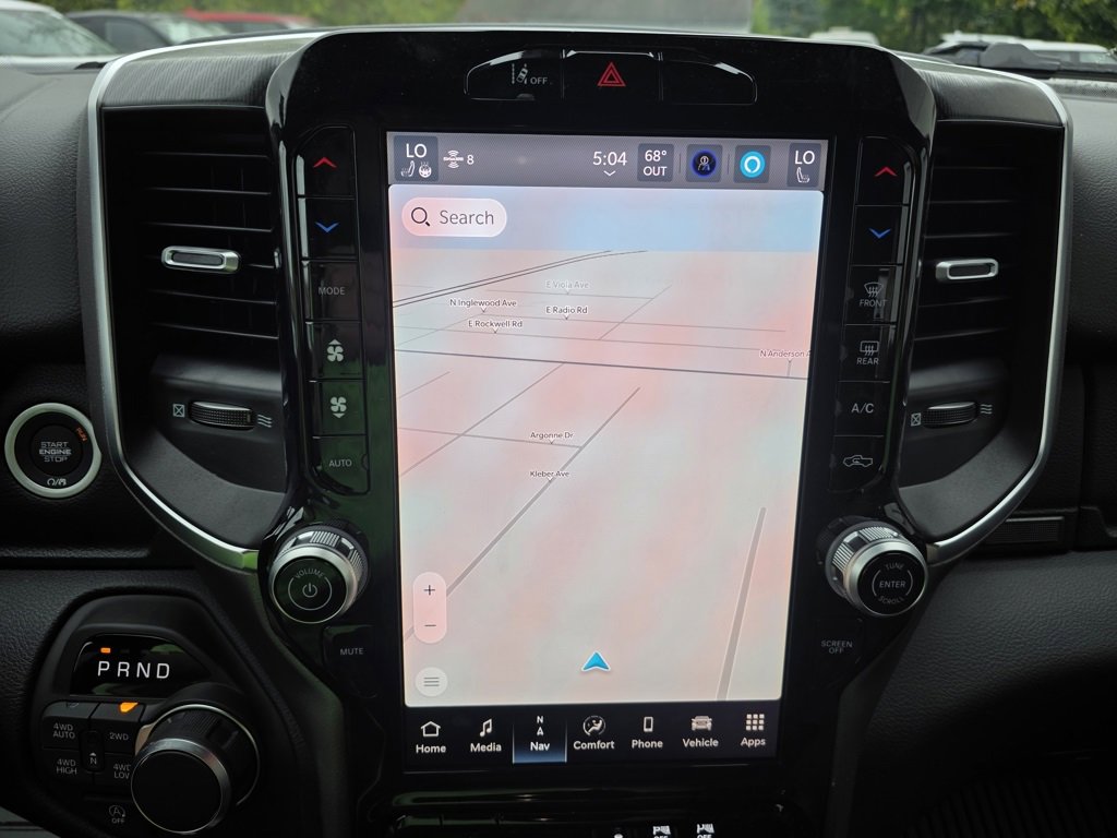 New 2026 RAM 1500 4x4 Crew Cab image 14