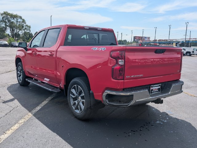 New 2026 Chevrolet Silverado 1500 LT w/ Convenience Package II AWD/4WD image 6