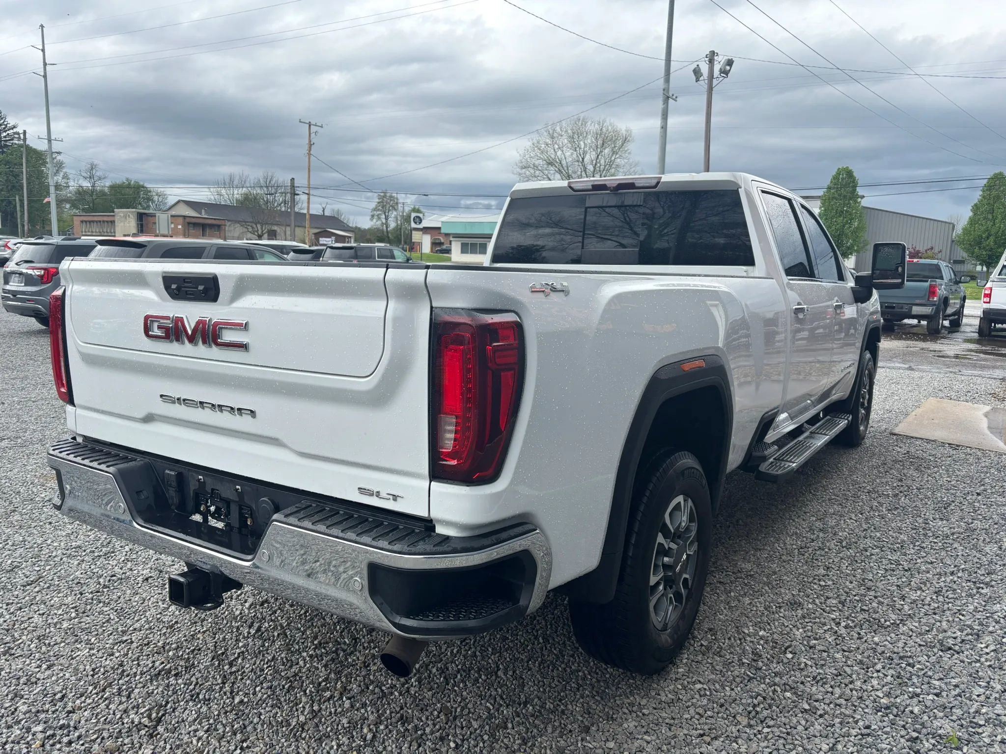 Used 2021 GMC Sierra 2500 SLT w/ SLT Preferred Package AWD/4WD image 6