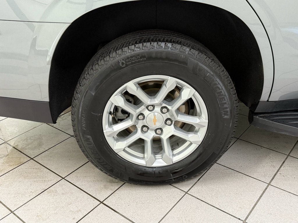 Certified 2025 Chevrolet Tahoe LT AWD/4WD image 14