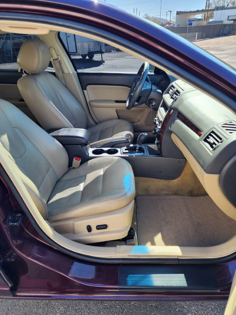 Used 2012 Ford Fusion SEL FWD image 6